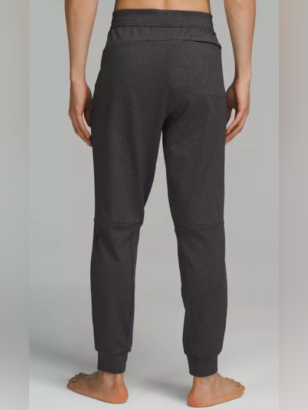 Lululemon Men’s Intent Joggers Heather Grey, size M, EUC!